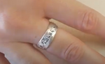 shema ring on woman's hand